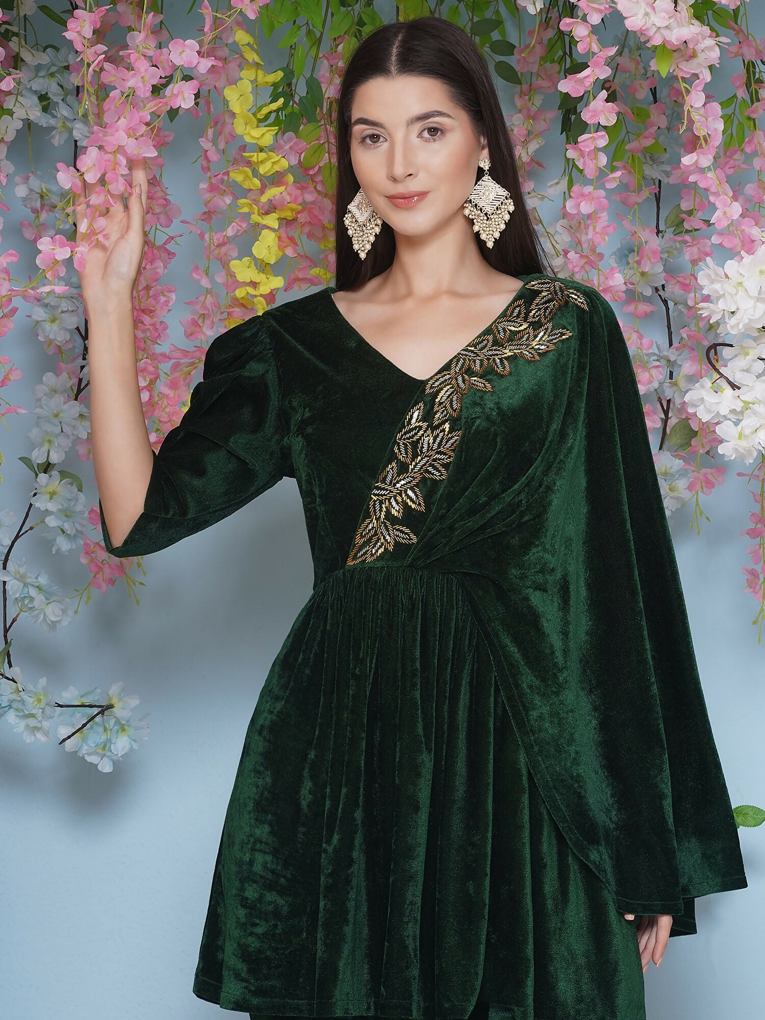 Joban Fashion Green Velvet Hand Embellished Set