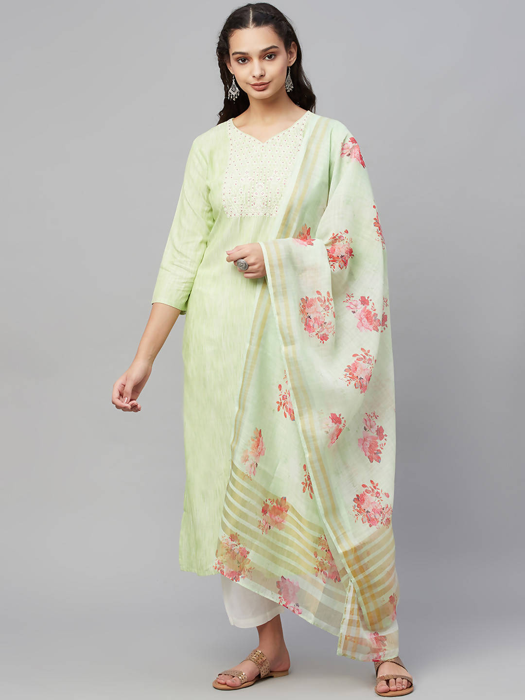 Myshka Green Embroidered 3/4 Sleeve V Neck Kurta Pant Dupatta Set
