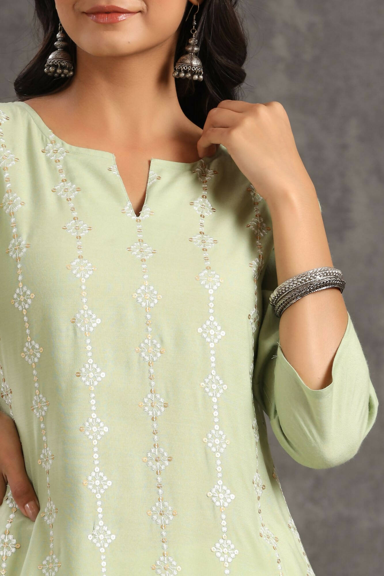 Juniper Women Lightolive Rayon Embroidered Straight Kurta