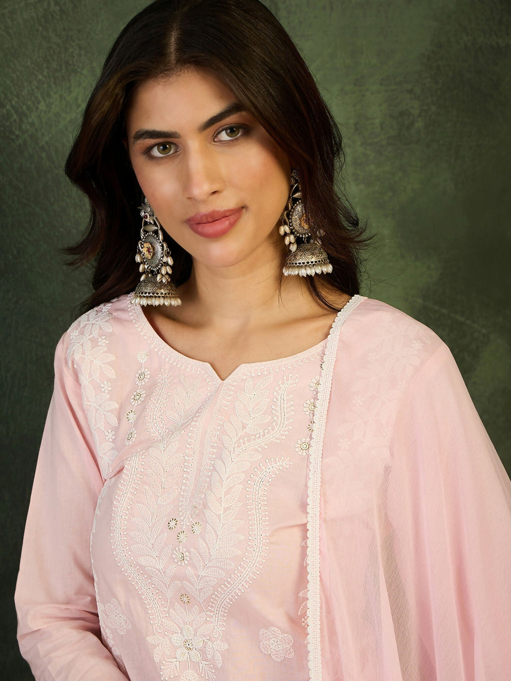 The52 Baby pink Women's Gorgeous Cotton Blend Fabric Thread Work Straight Kurta, Pant and Dupatta Set