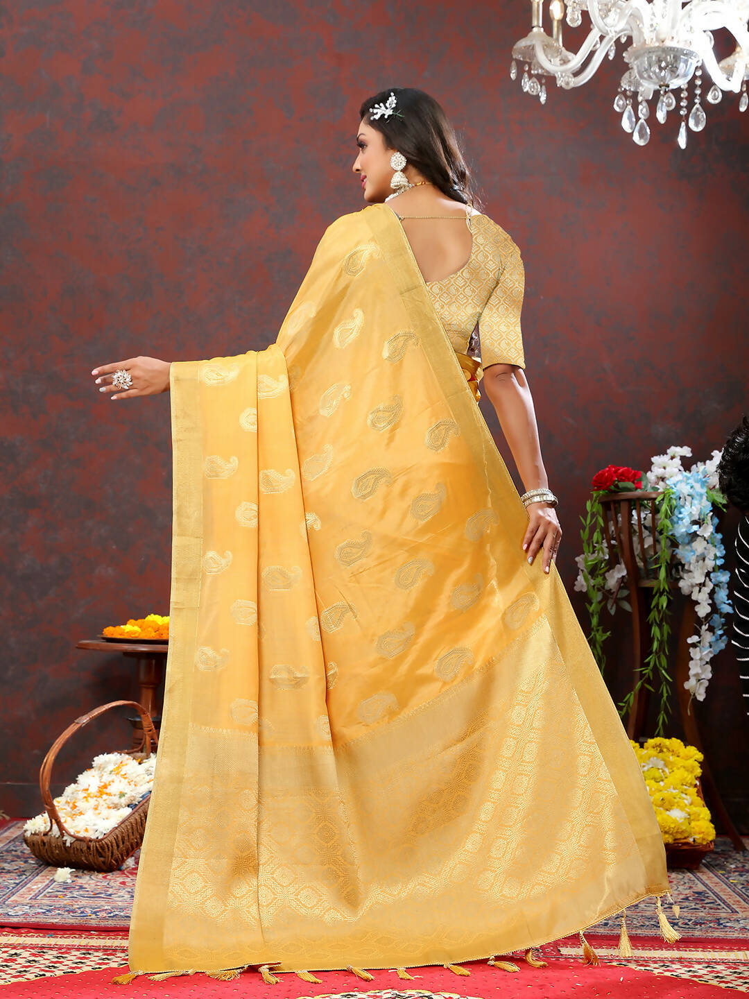 Lorenvalley Fashion Gold Cotton Woven Design with Zari Weaving Design Saree