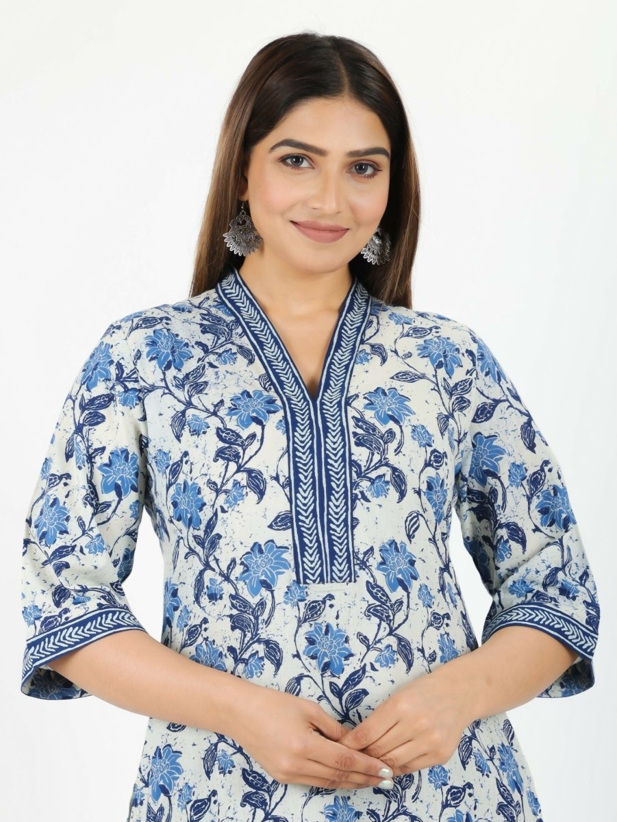 Aramya Off White Soft Cotton Floral Print Straight Kurta Set for Women