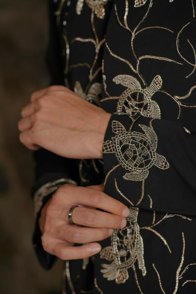 Black Bandhgala With Embroidery – Zardosi Work (Deer) by Hilo Design
