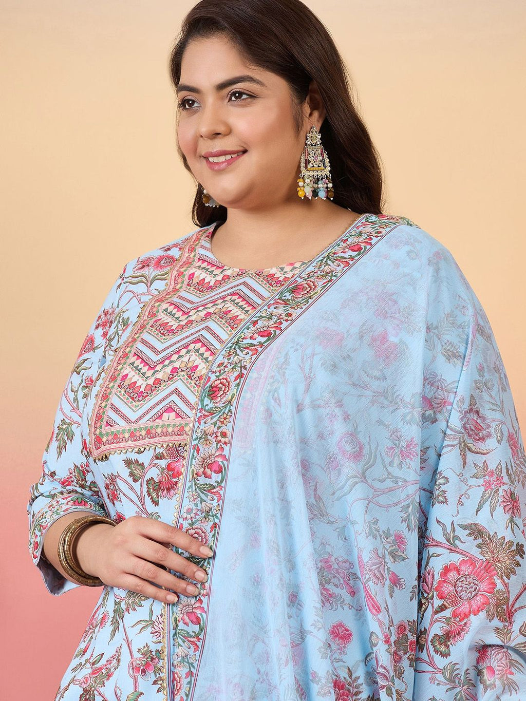 Sztori Women Floral Printed Regular Kurta with Trousers & With Dupatta