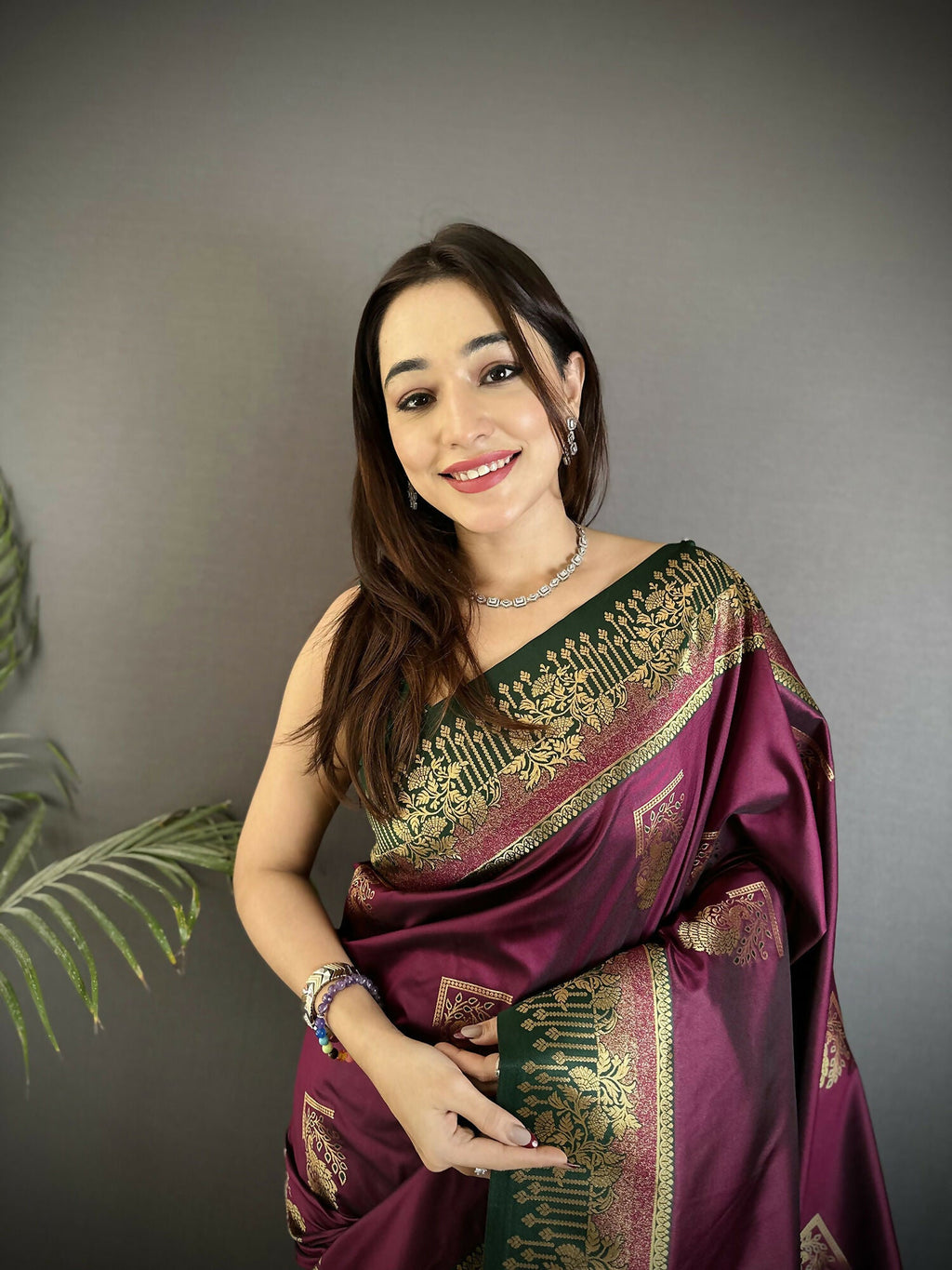 Joban Fashion Maroon Banarasi Soft Silk Peacock Butta Work Saree