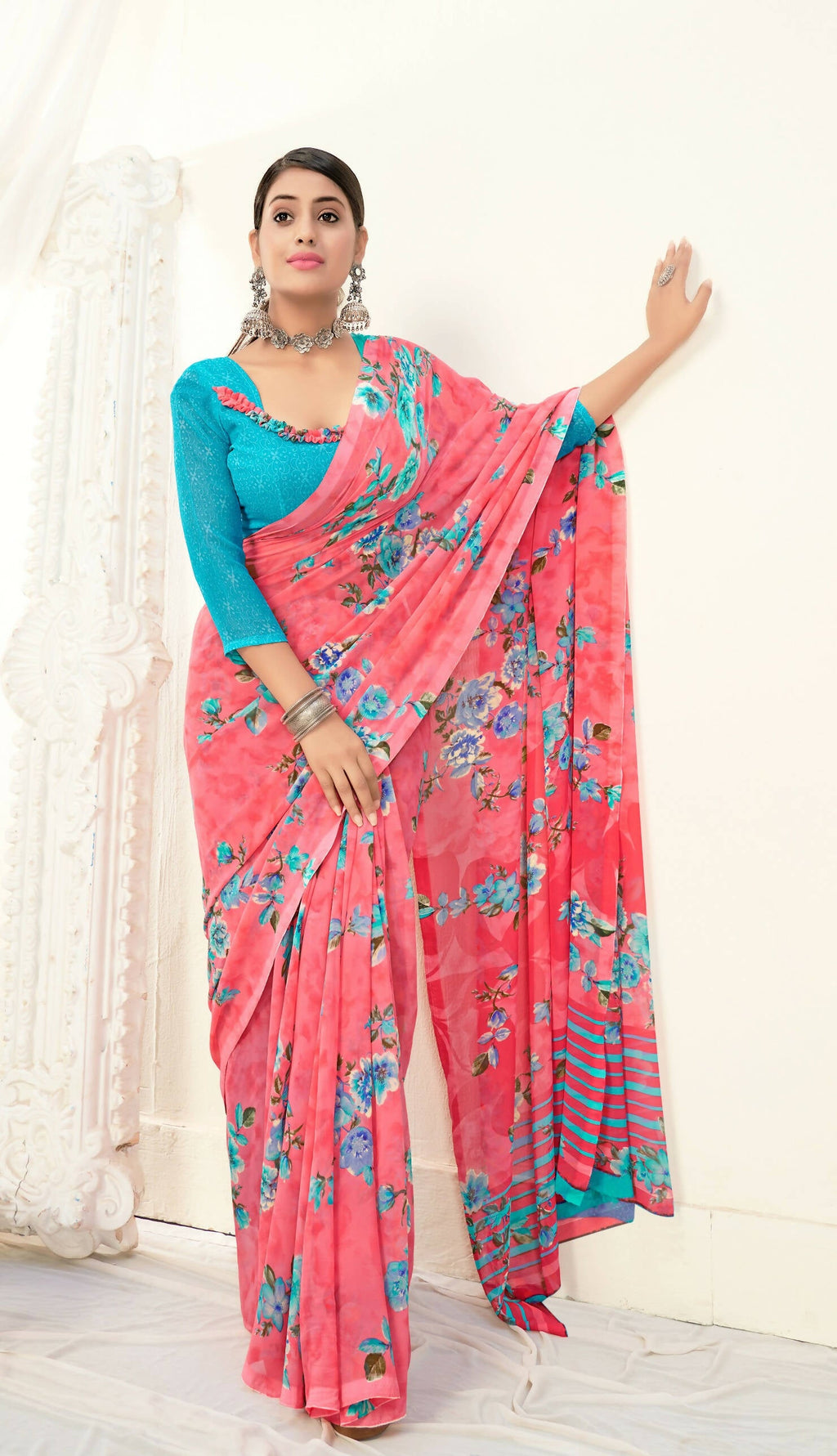 Light Pink Georgette Floral Printed Saree With Unstitched Blouse Piece - Jyoti