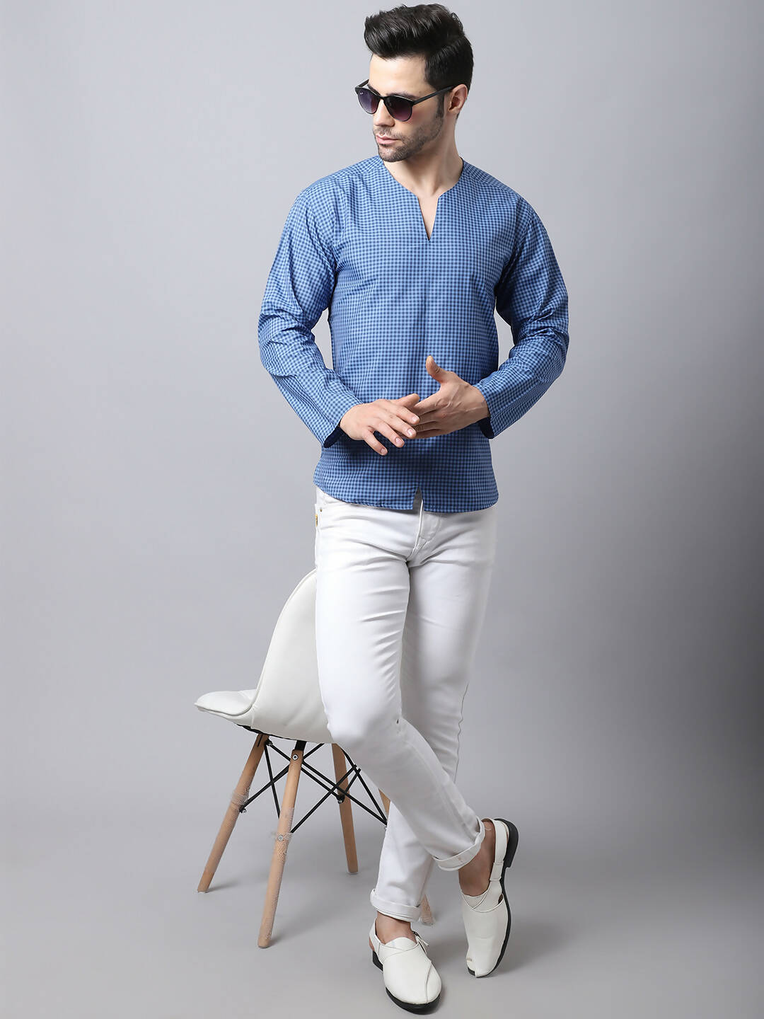 Even Apparels Blue Checked Men's Kurta With Band Collar