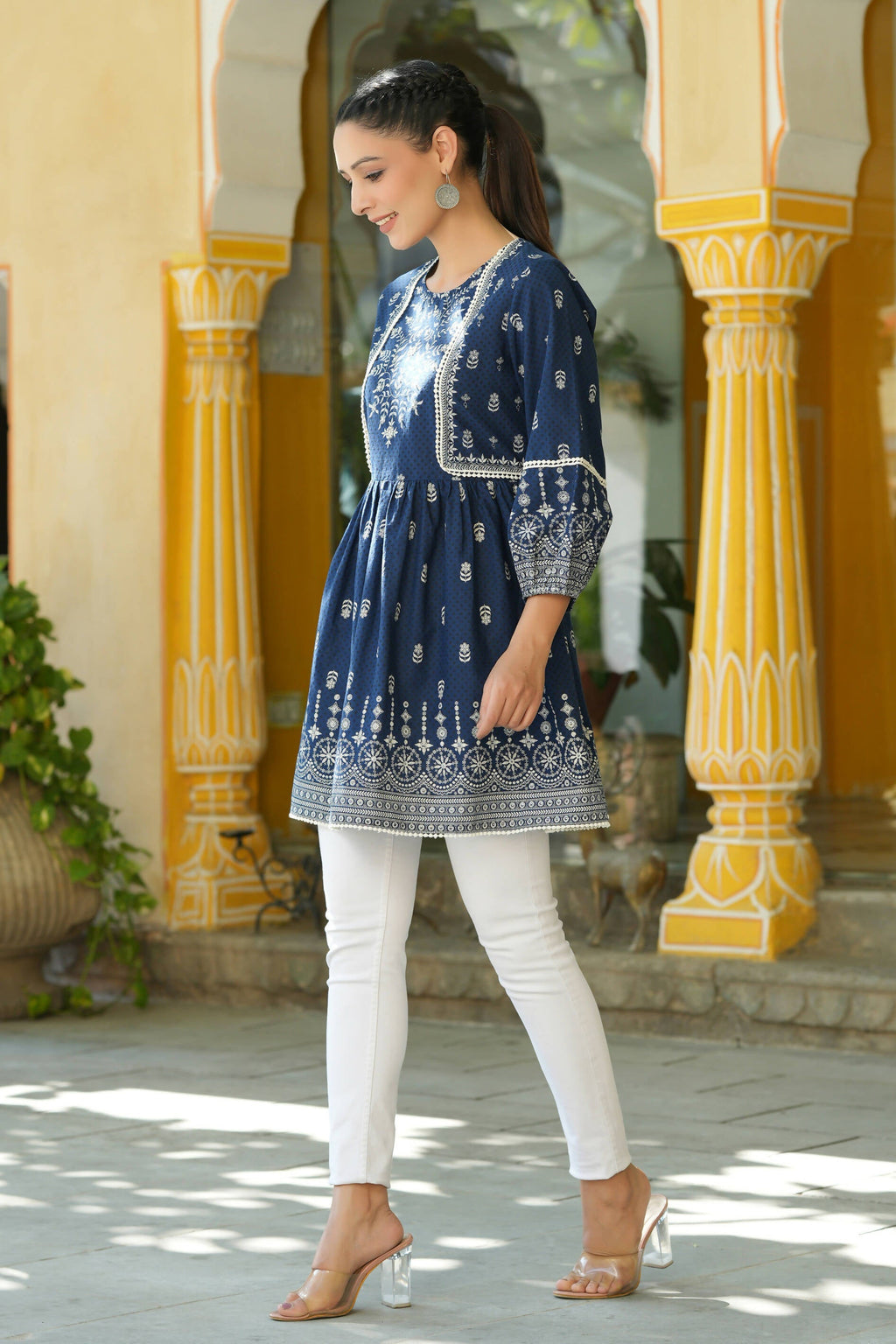 Juniper Women's Indigo Cambric Placement Printed Tunic