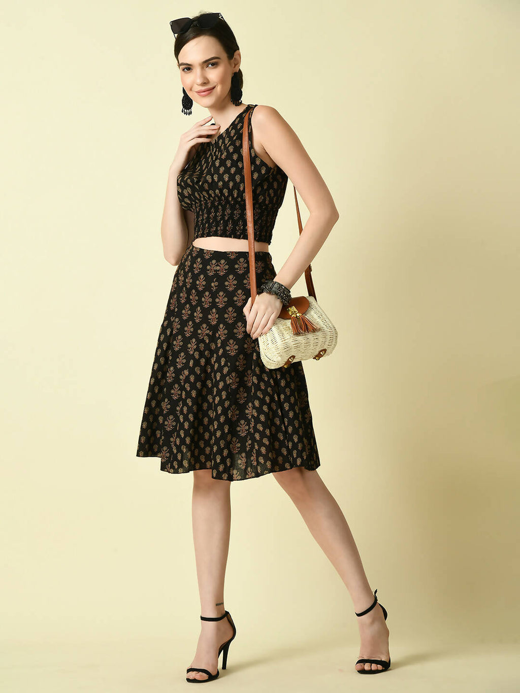 Myshka Women's Black Round Neck Top With Skirt