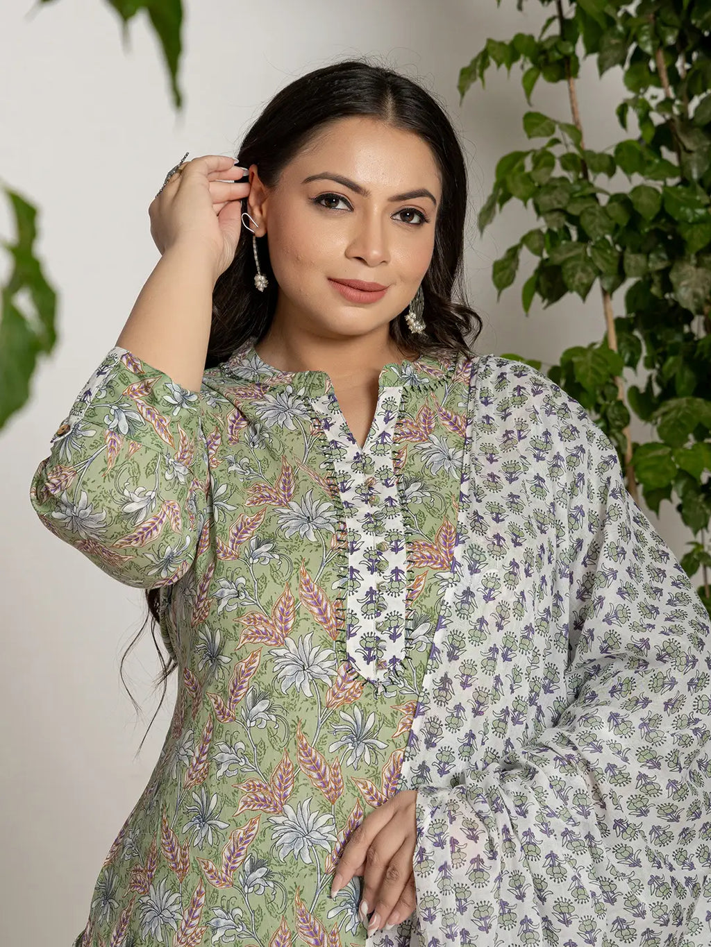 Yufta Green Cotton Green Pluse Size Kurta Dupatta Pant Set