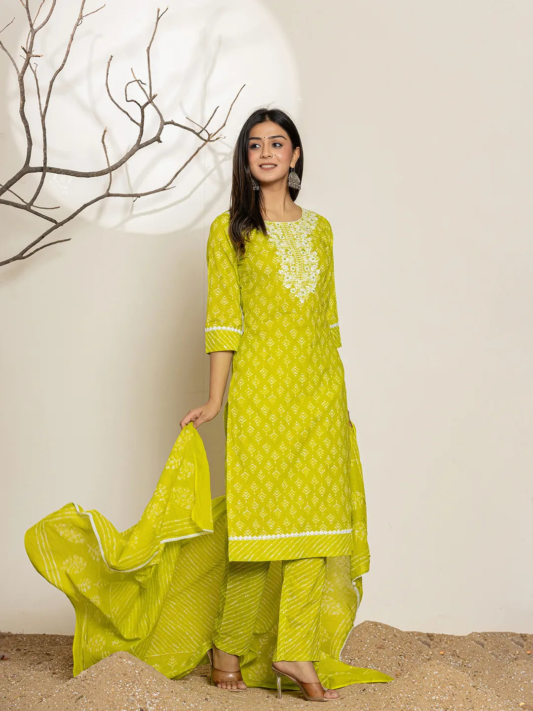 Yufta Green Ethnic Motifs Cotton Straight Kurta Dupatta Set
