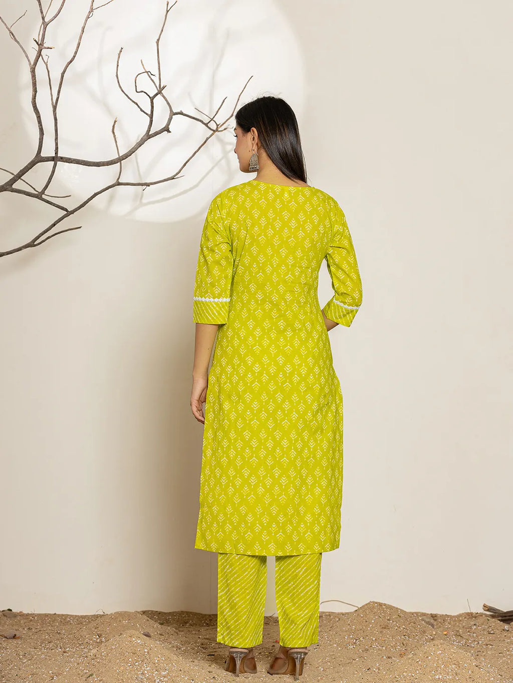 Yufta Green Ethnic Motifs Cotton Straight Kurta Dupatta Set