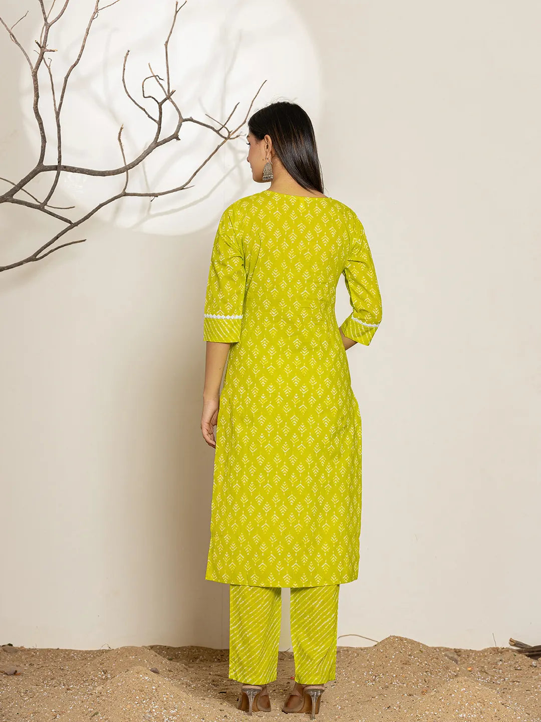 Yufta Green Ethnic Motifs Cotton Straight Kurta Dupatta Set