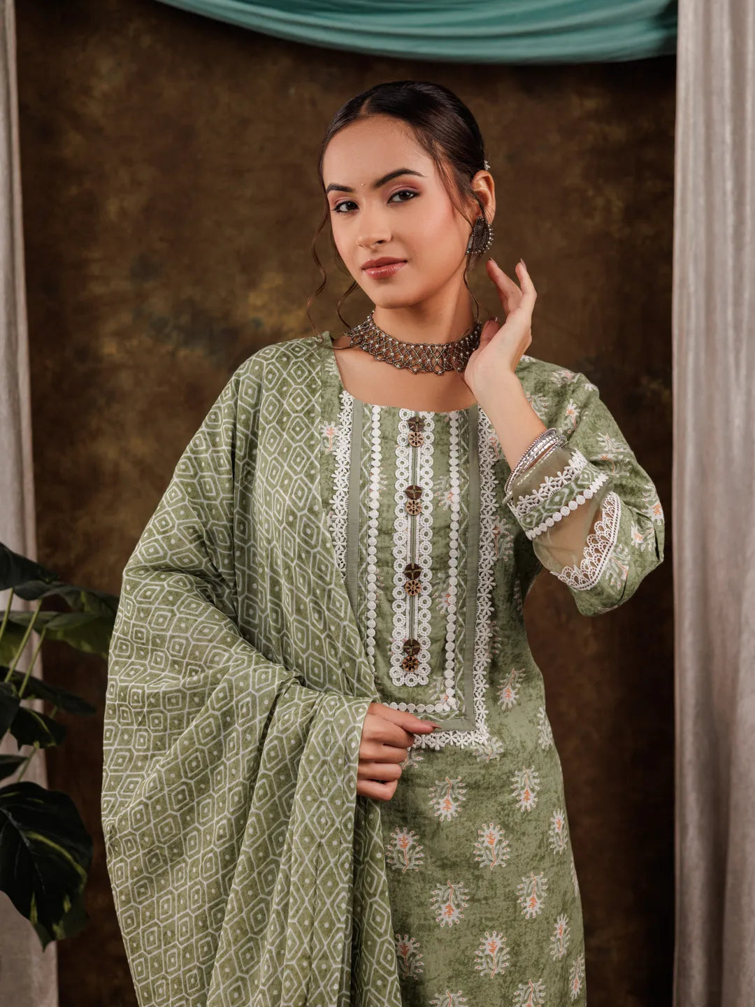 Yufta Green Ethnic Motifs Pure Cotton Kurta Dupatta Set With Lace Detailing