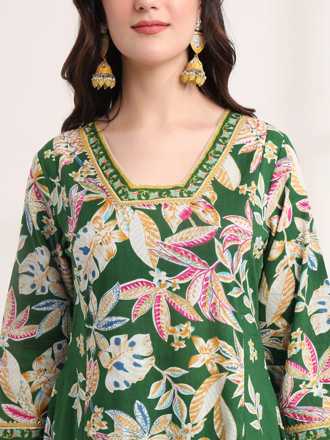 Yufta Green Floral Print A-Line Kurta Trouser And Dupatta Set