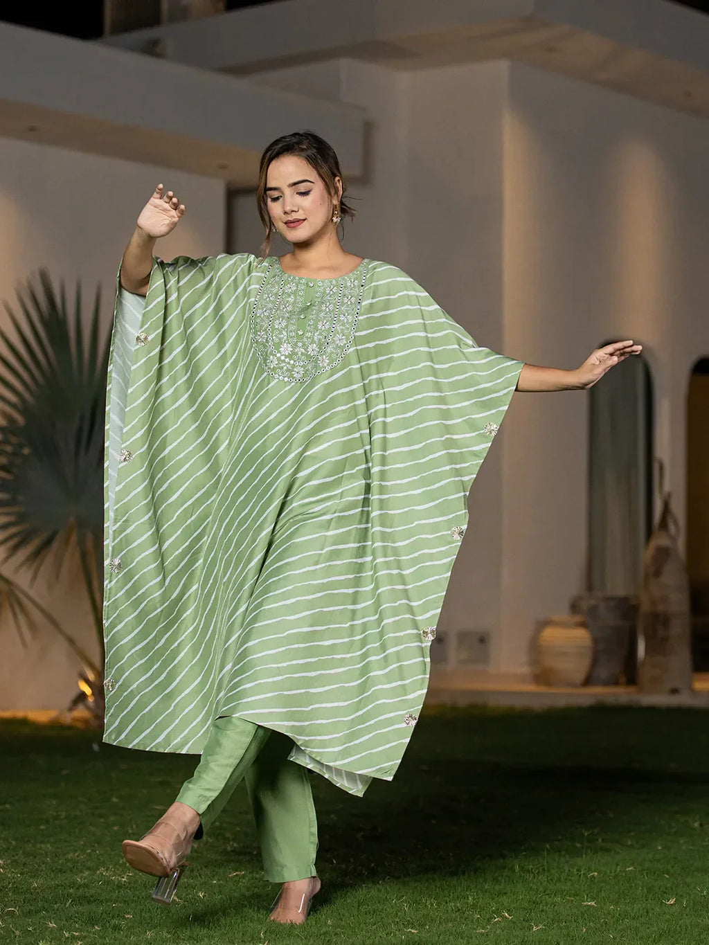 Yufta Green Leheriya Embroidered Kaftan Kurta Set