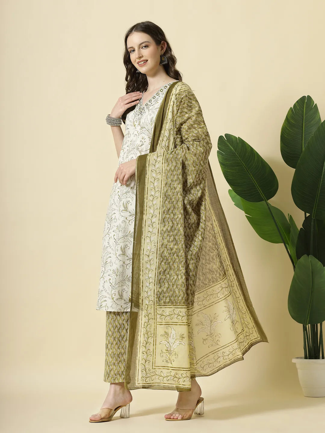 Yufta Green Pure Cotton Paisley Thread Work Kurta Dupatta Pant Set