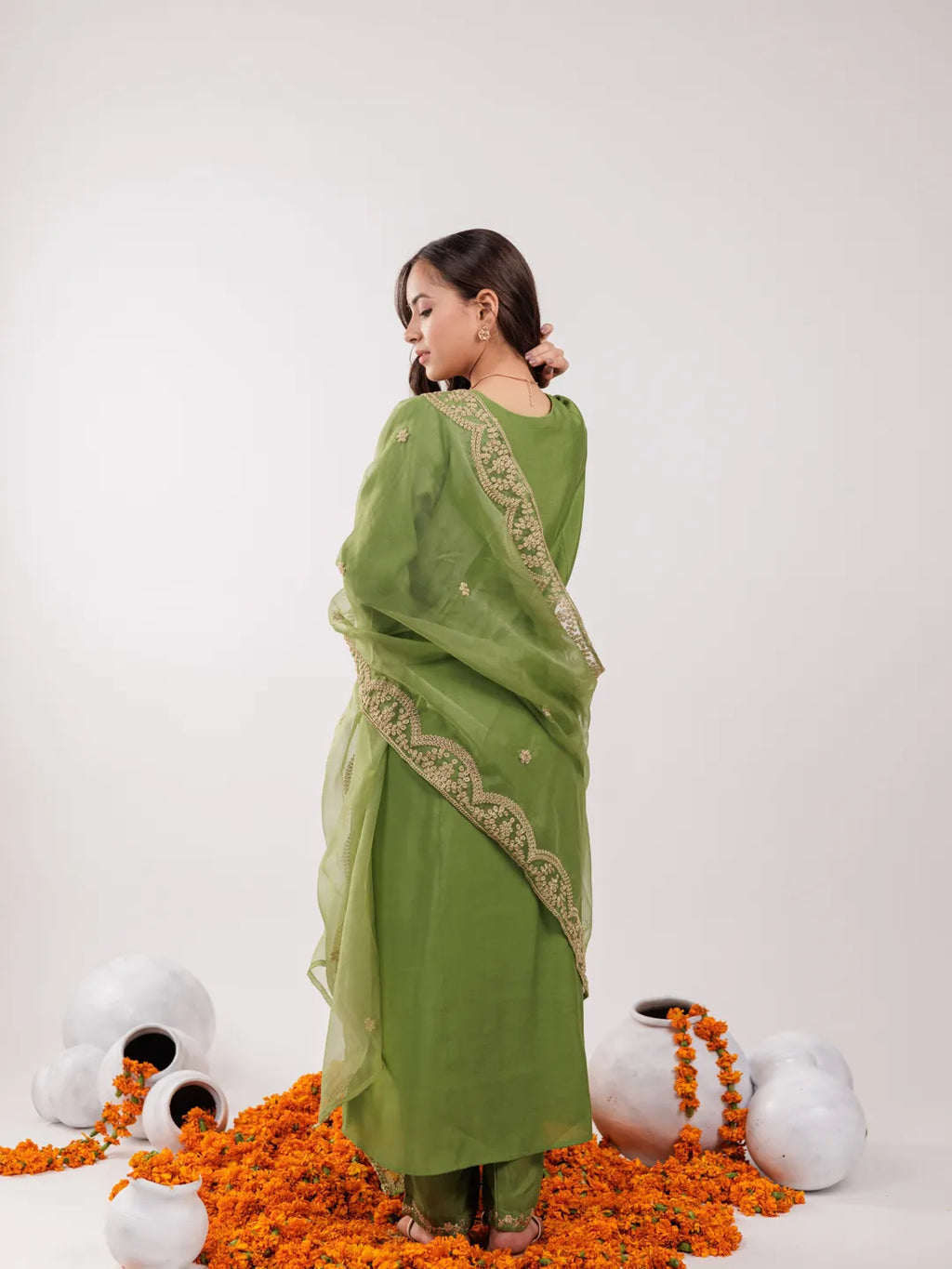 Yufta Green Silk Embroidered Kurta Dupatta Set