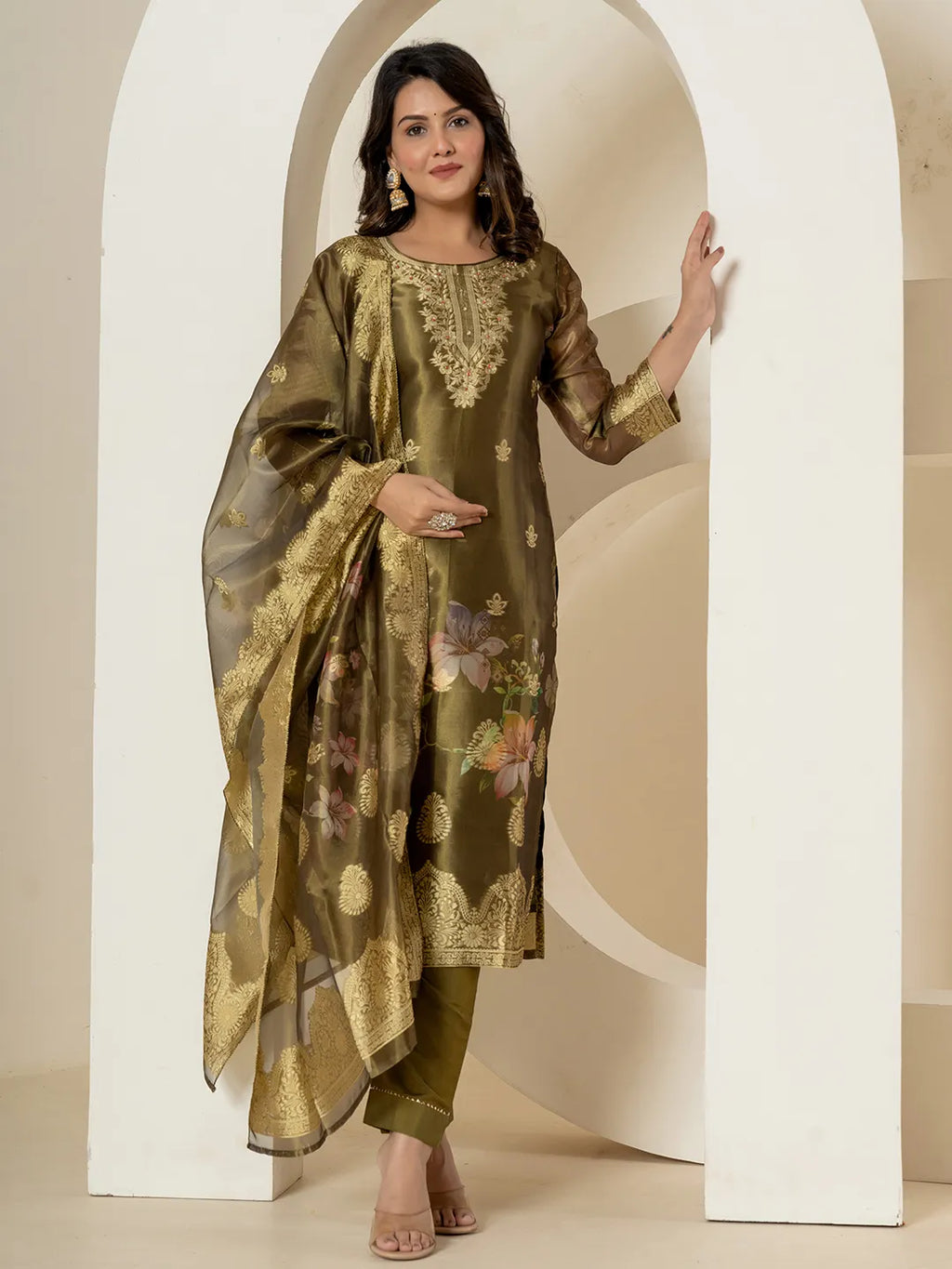 Yufta Green Tissue Kurta Dupatta Pant Set