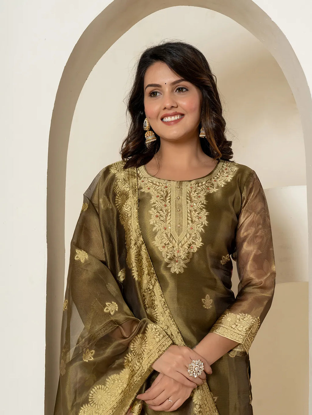 Yufta Green Tissue Kurta Dupatta Pant Set