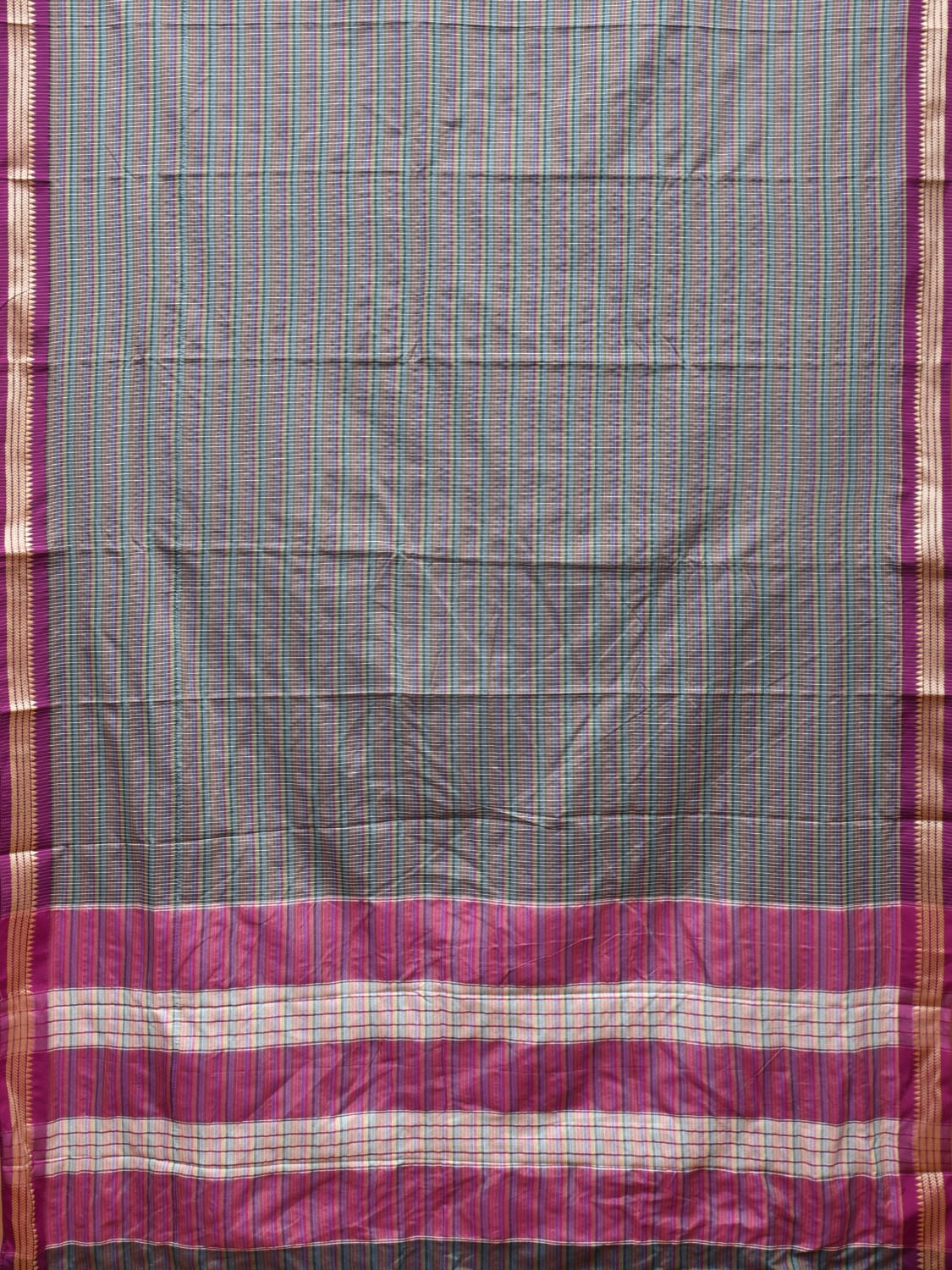 Grey Bamboo Cotton Saree with Checks Design No Blouse - Global Threads