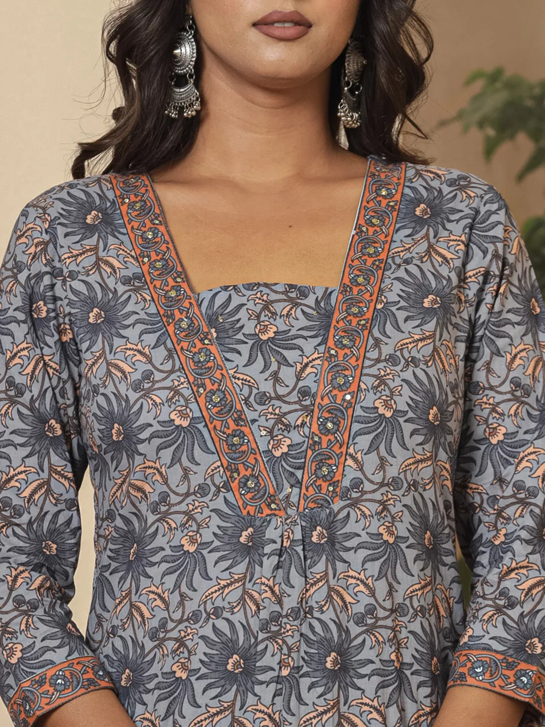 Yufta Grey Cotton Sequins_Work Kurta Dupatta Set