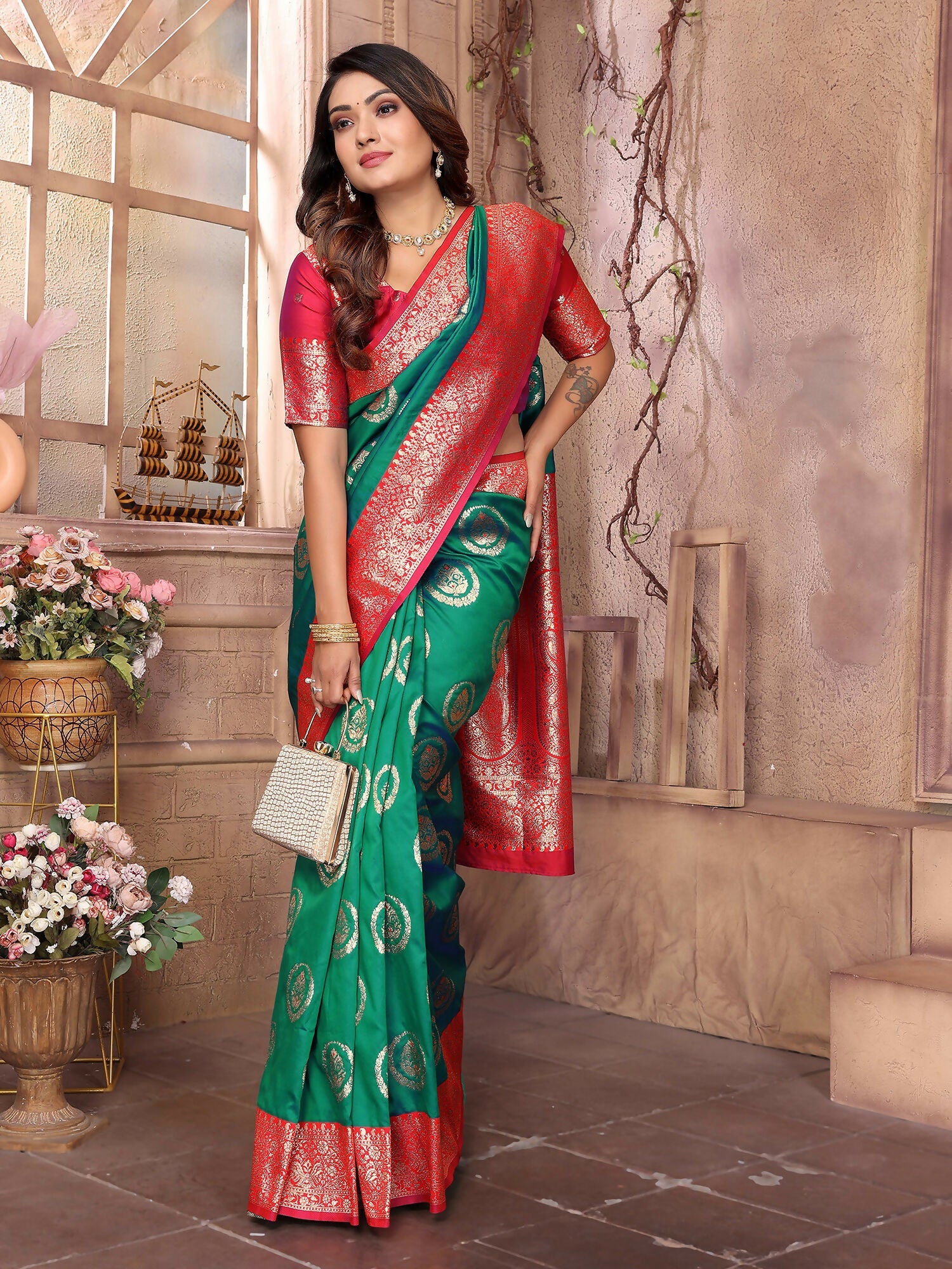 Joban Fashion Green Banarasi Soft Silk Woven Saree