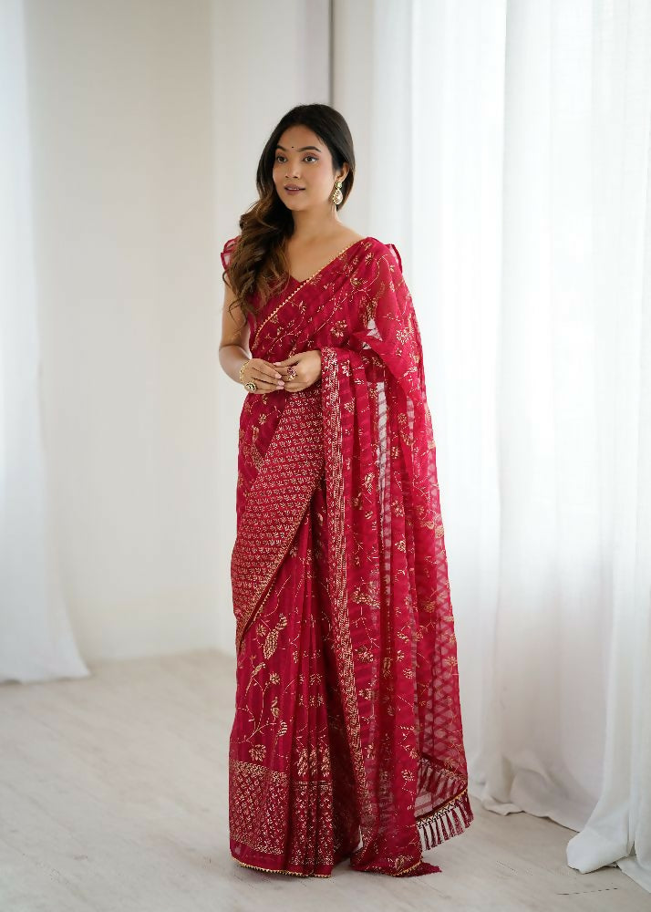 PR Fashion Pink Georgette Patta Plain With Foil Work And Small Lace And Zalar Lace Saree