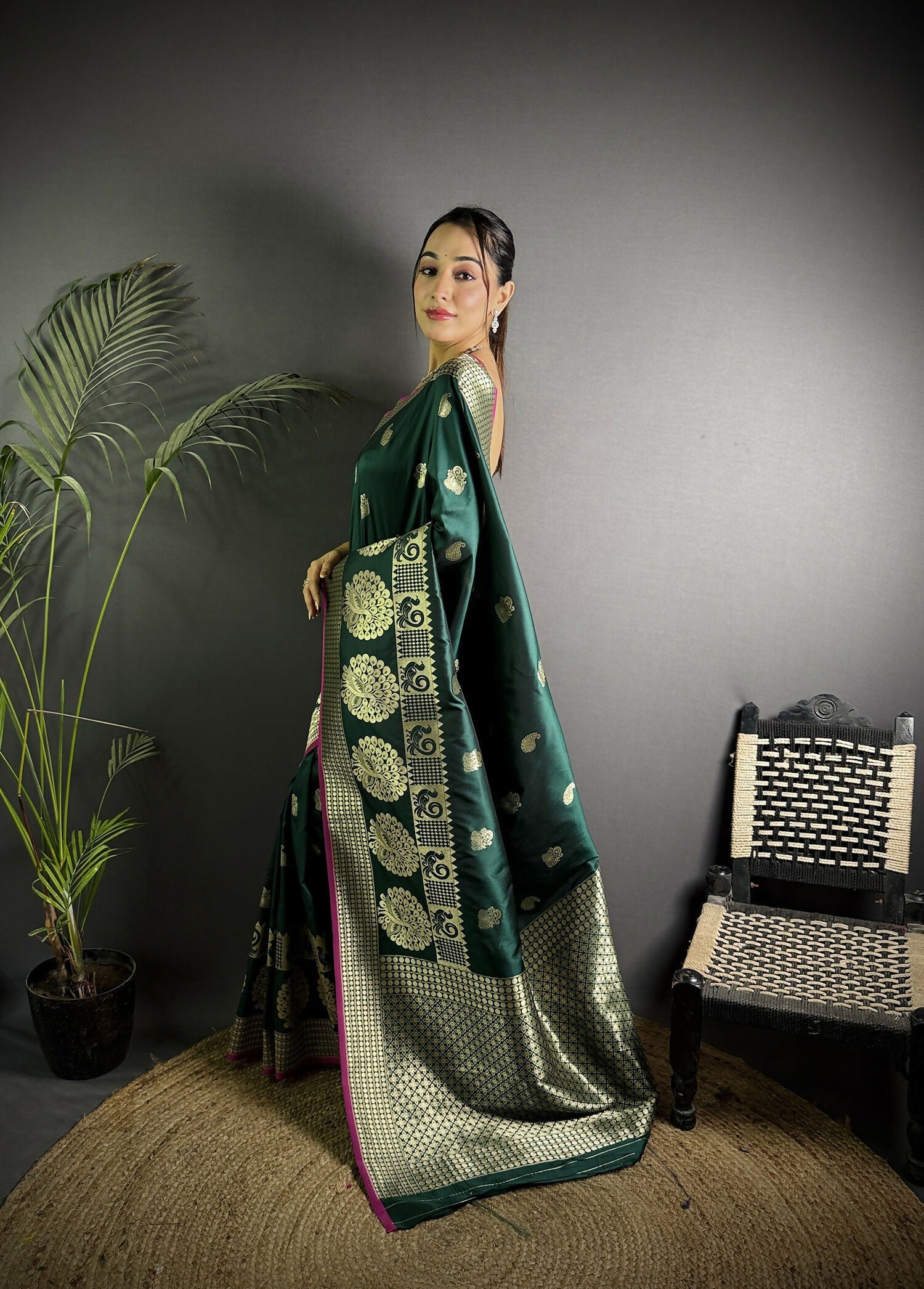 Joban Fashion Dark Green Banarasi Soft Lichi Silk Paisley Saree