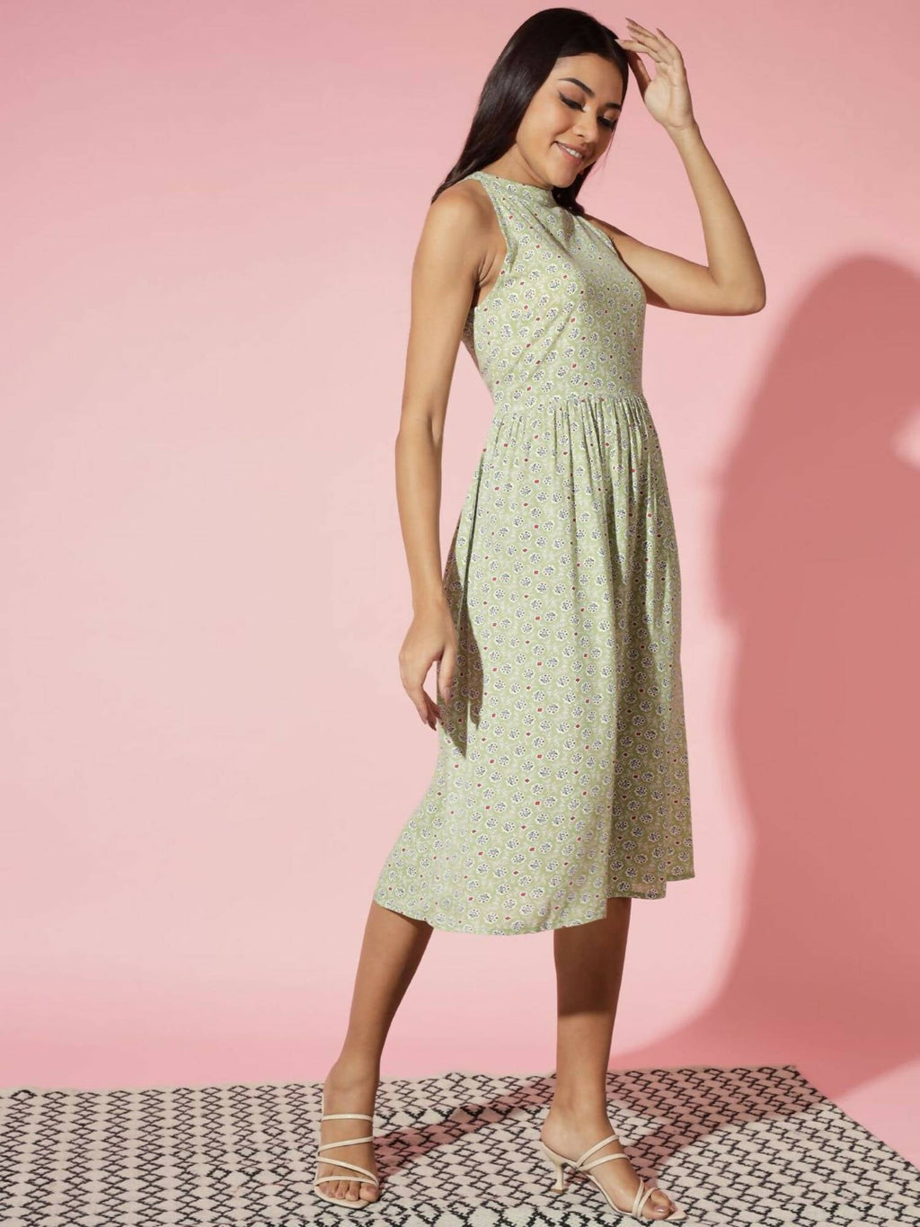 Myshka Women Ethnic Motifs Rayon A-Line Round Neck Green Dress