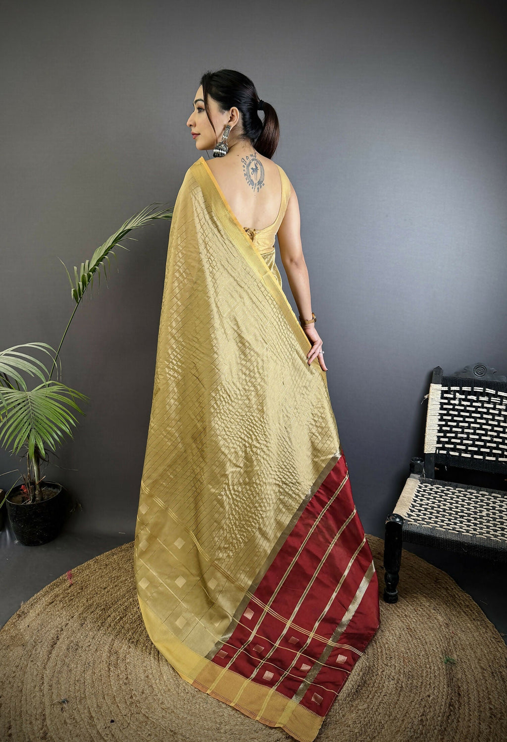 Joban Fashion Ivory Bhagalpuri Cotton Silk Stripes/Box Saree