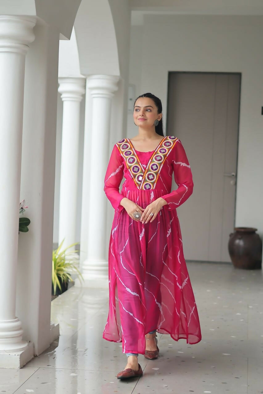 Vastranavya Pink Navratri Special Kutchi Patch Work with Leheriya Printed Kurti