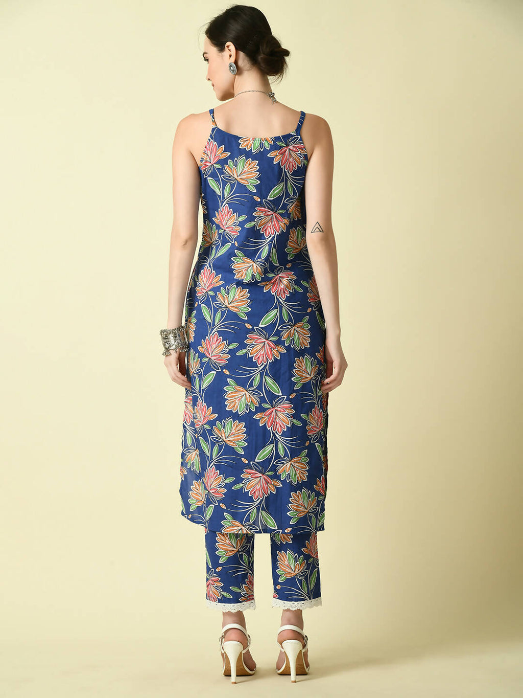 Myshka Women's Blue Printed Kurta With Trouser