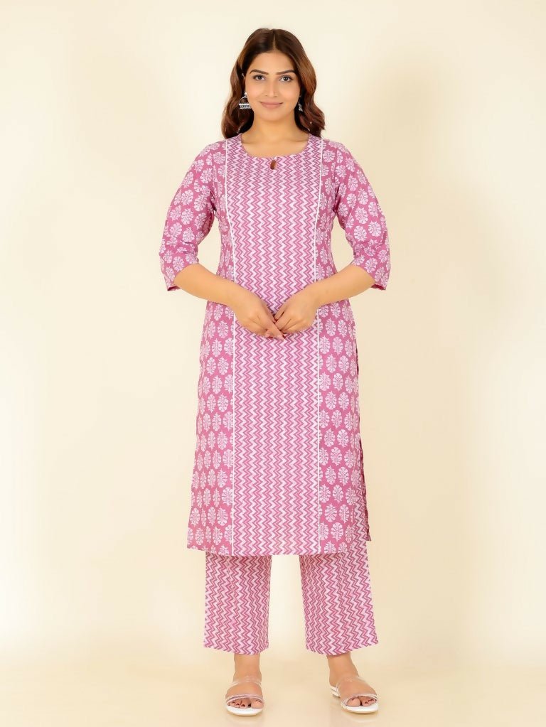 Aramya Pink Soft Cotton Floral Print Panelled Kurta Set for Women
