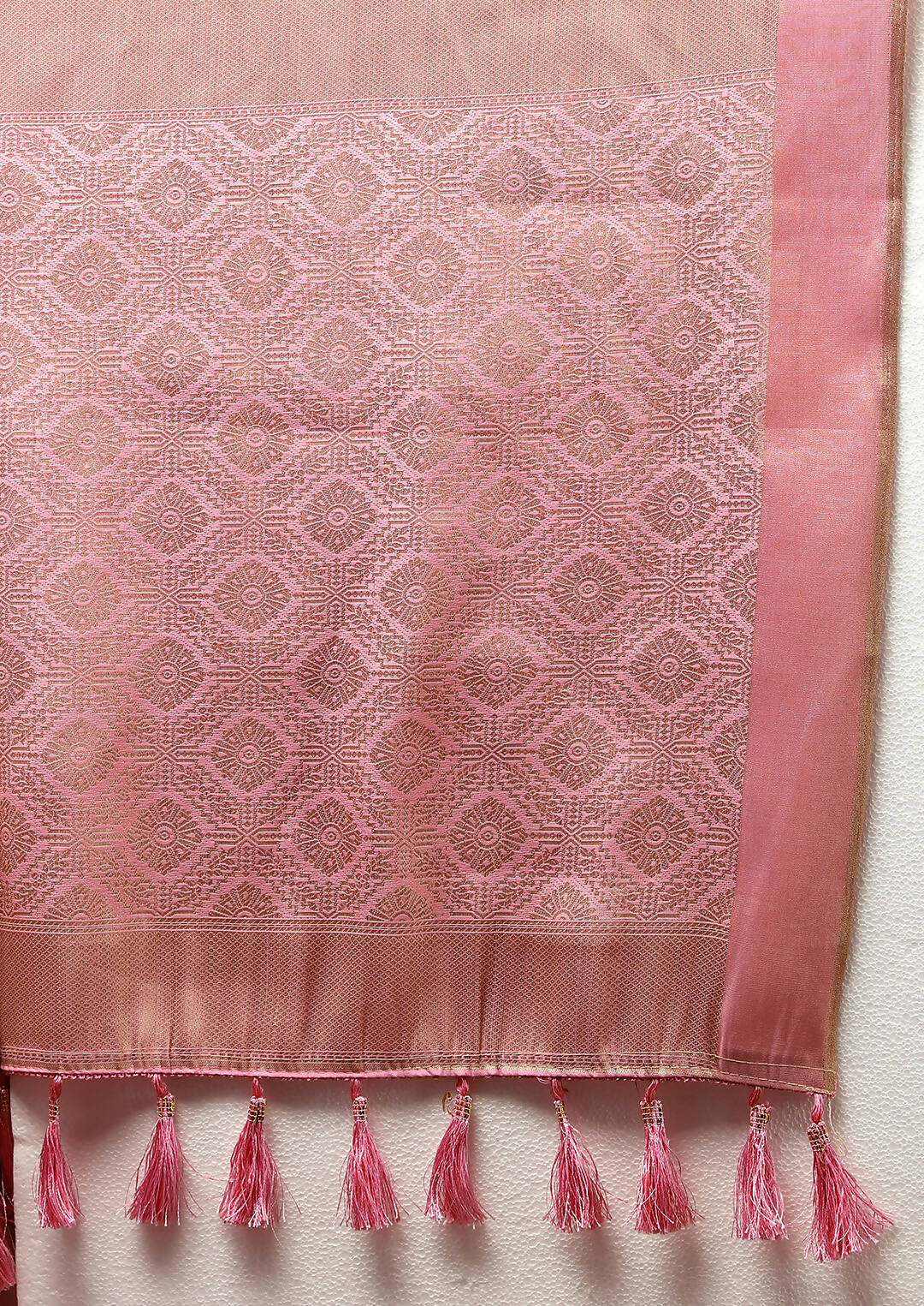 Lorenvalley Fashion Pink Cotton Woven Design with Zari Weaving Design Saree