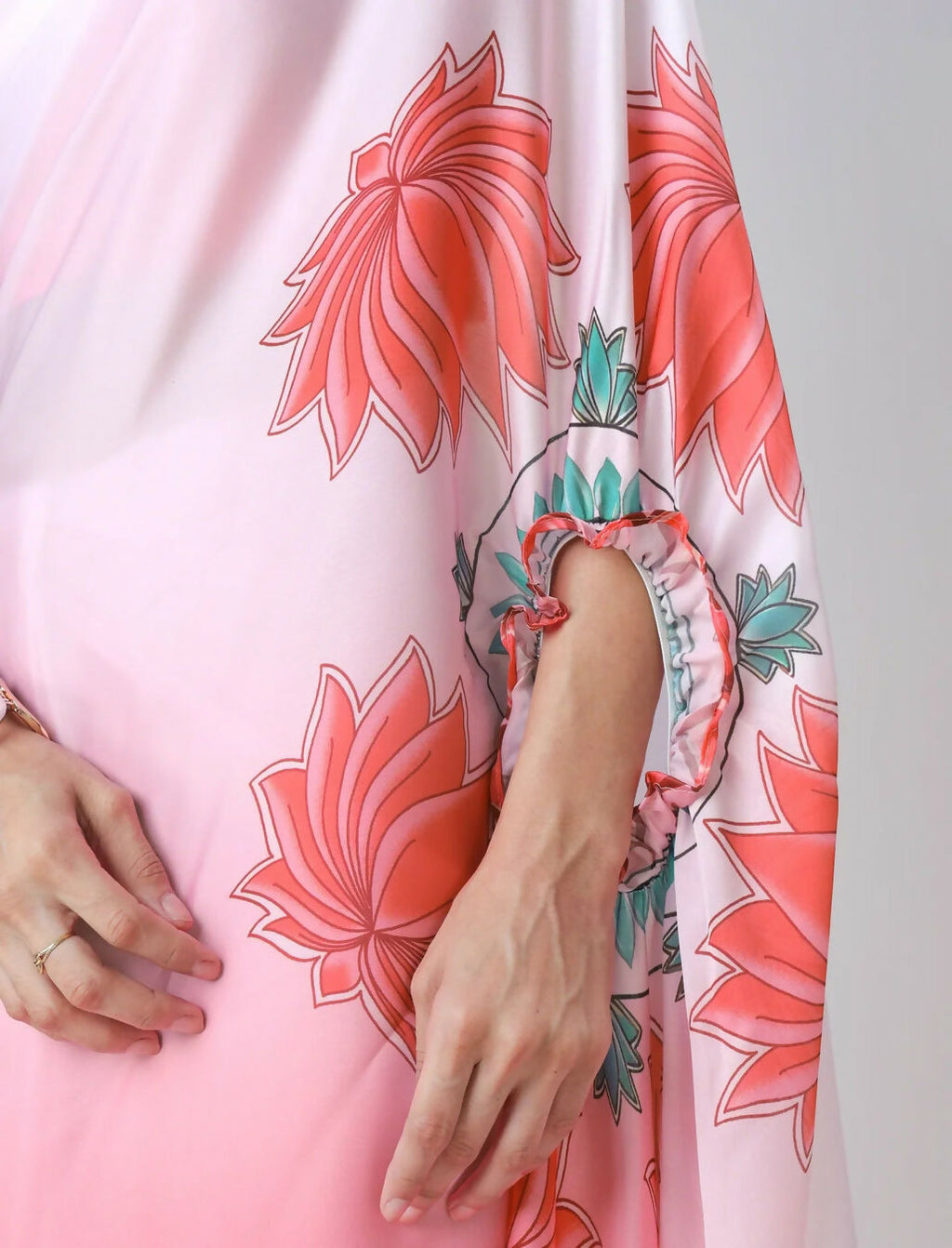 Vastranavya Blush Pink Freehand Floral Print Ready to Wear Saree