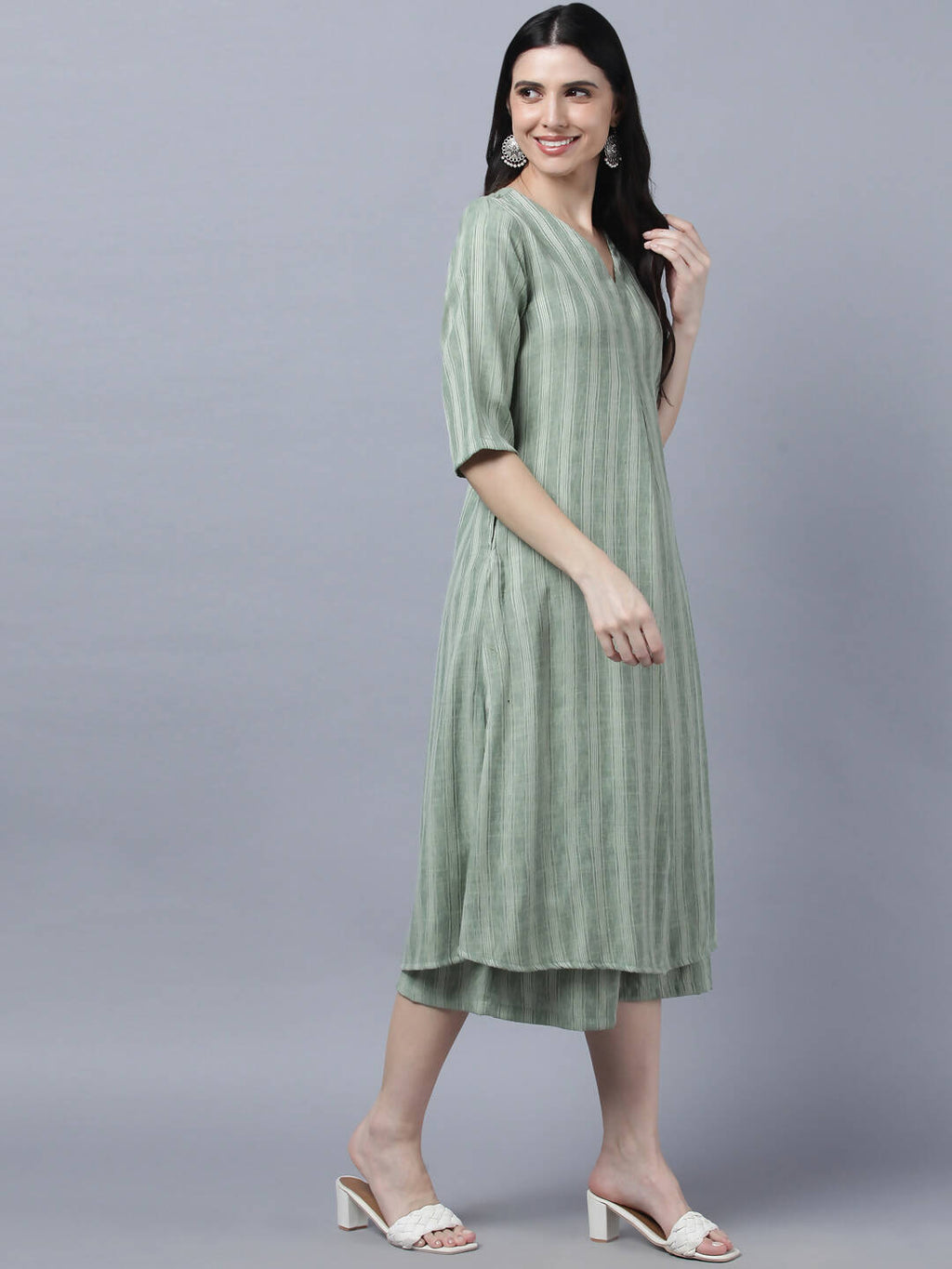 Myshka Stylish Green Cotton 3/4 Sleeve Women's Kurta Palazzo Set