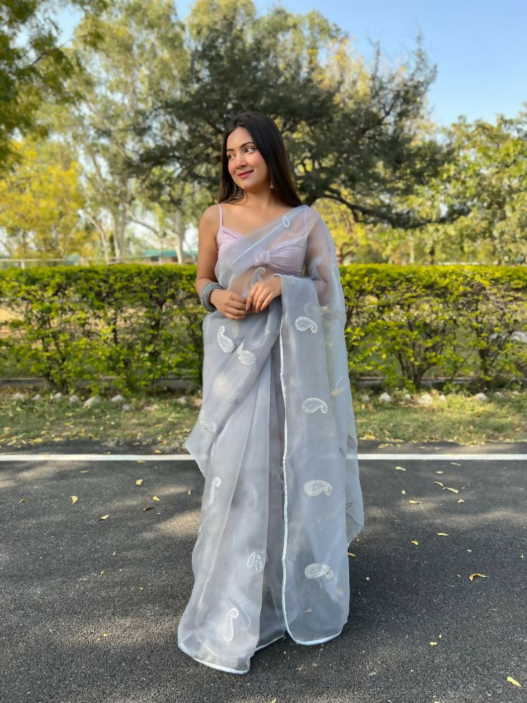 Vamsee Samriddhi Grey Organza Saree