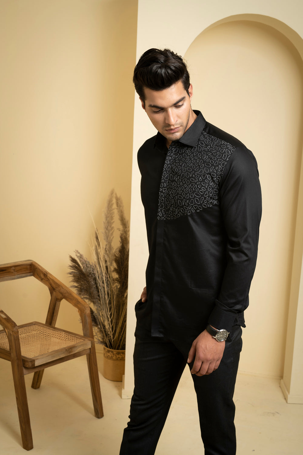 Distorted by Hilo Design