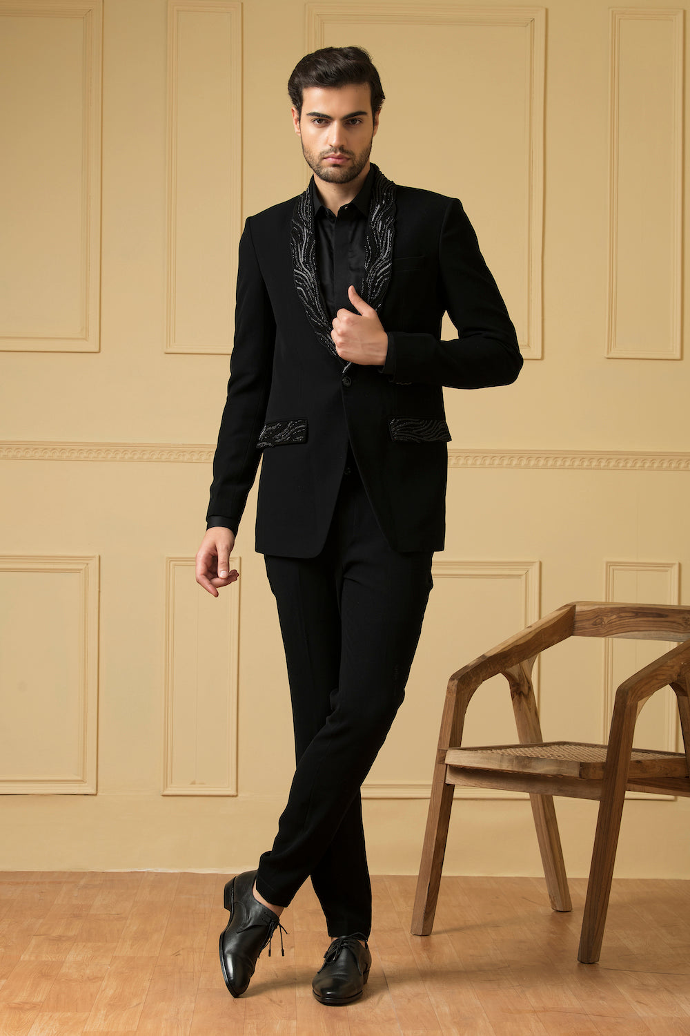 Black Blazer by Hilo Design