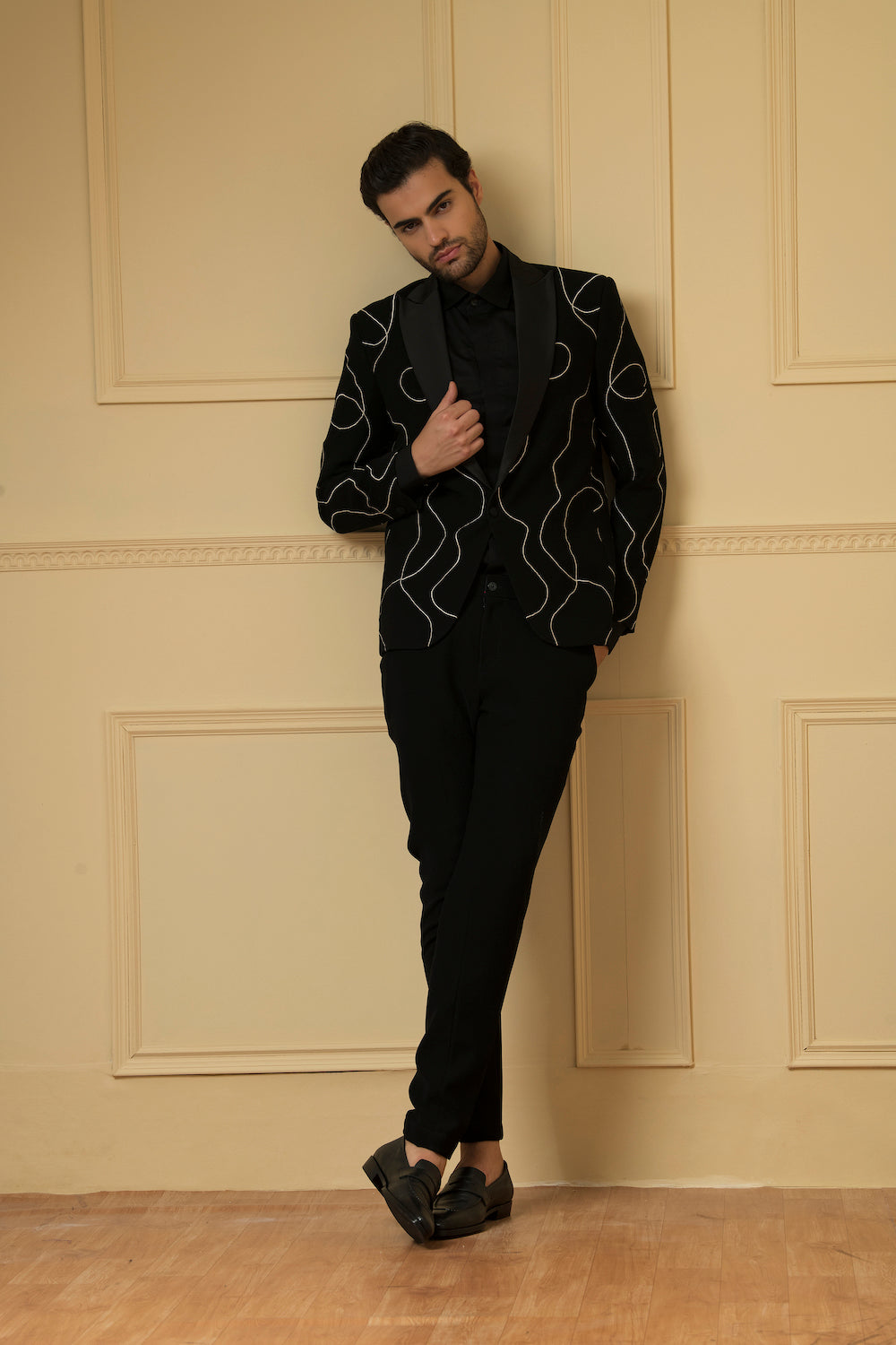 The Versitial Tweed Set by Hilo Design