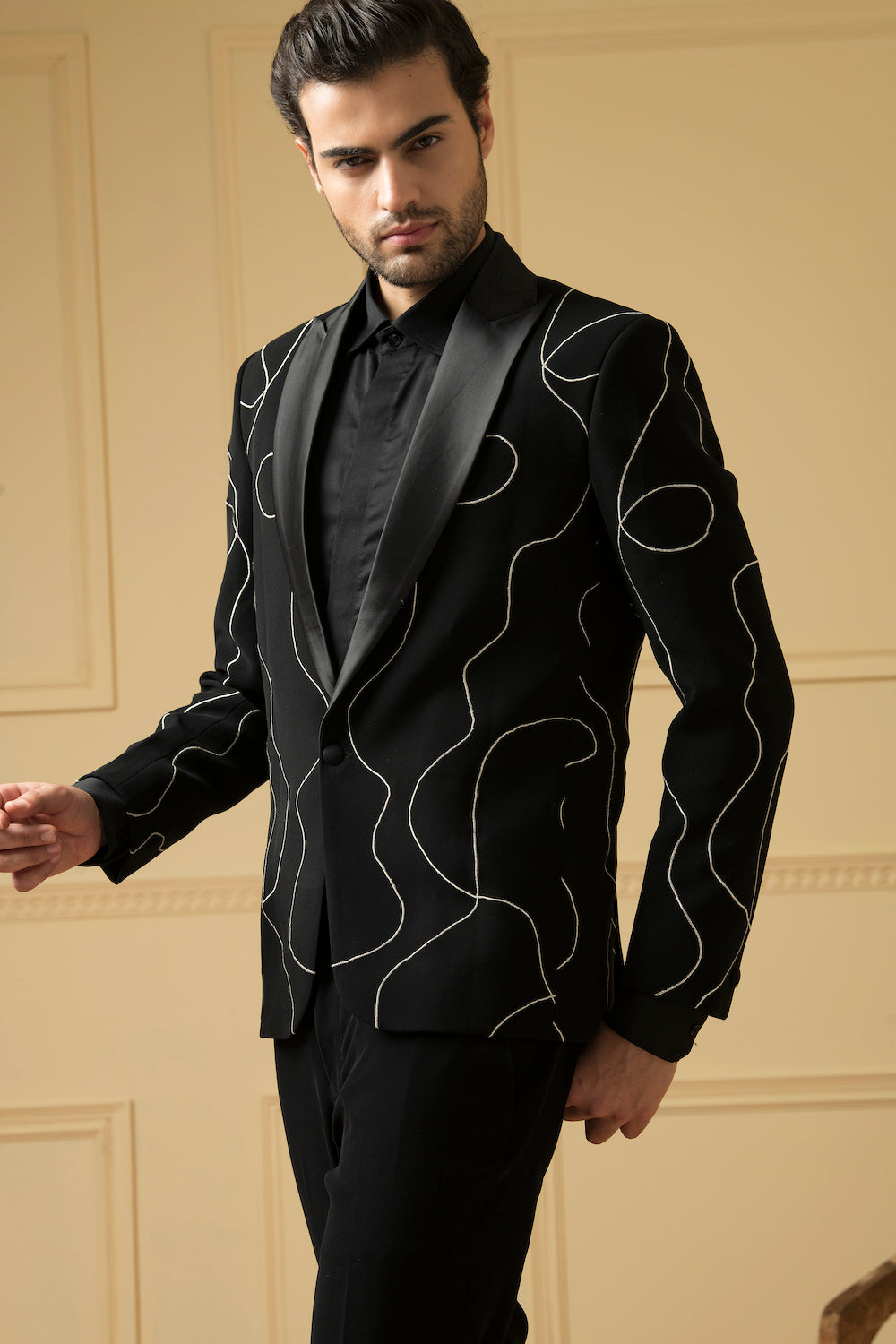 The Versitial Tweed Set by Hilo Design