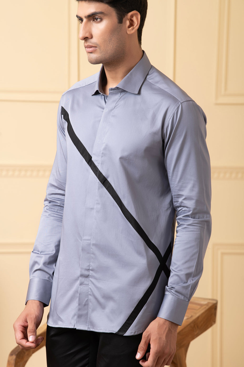 Grey Shirt With V-Shaped Black Strip by Hilo Design