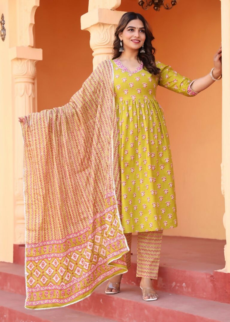 Alvano Printed Naira Cut Kurti Kurti with Pant and Dupatta Set for Women's and Girls Cotton