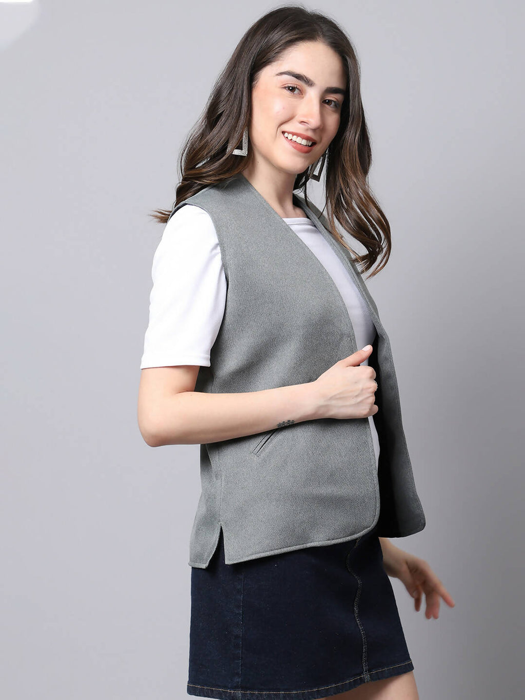 Even Apparels Grey Polyblend Open Front Women's Waistcoat