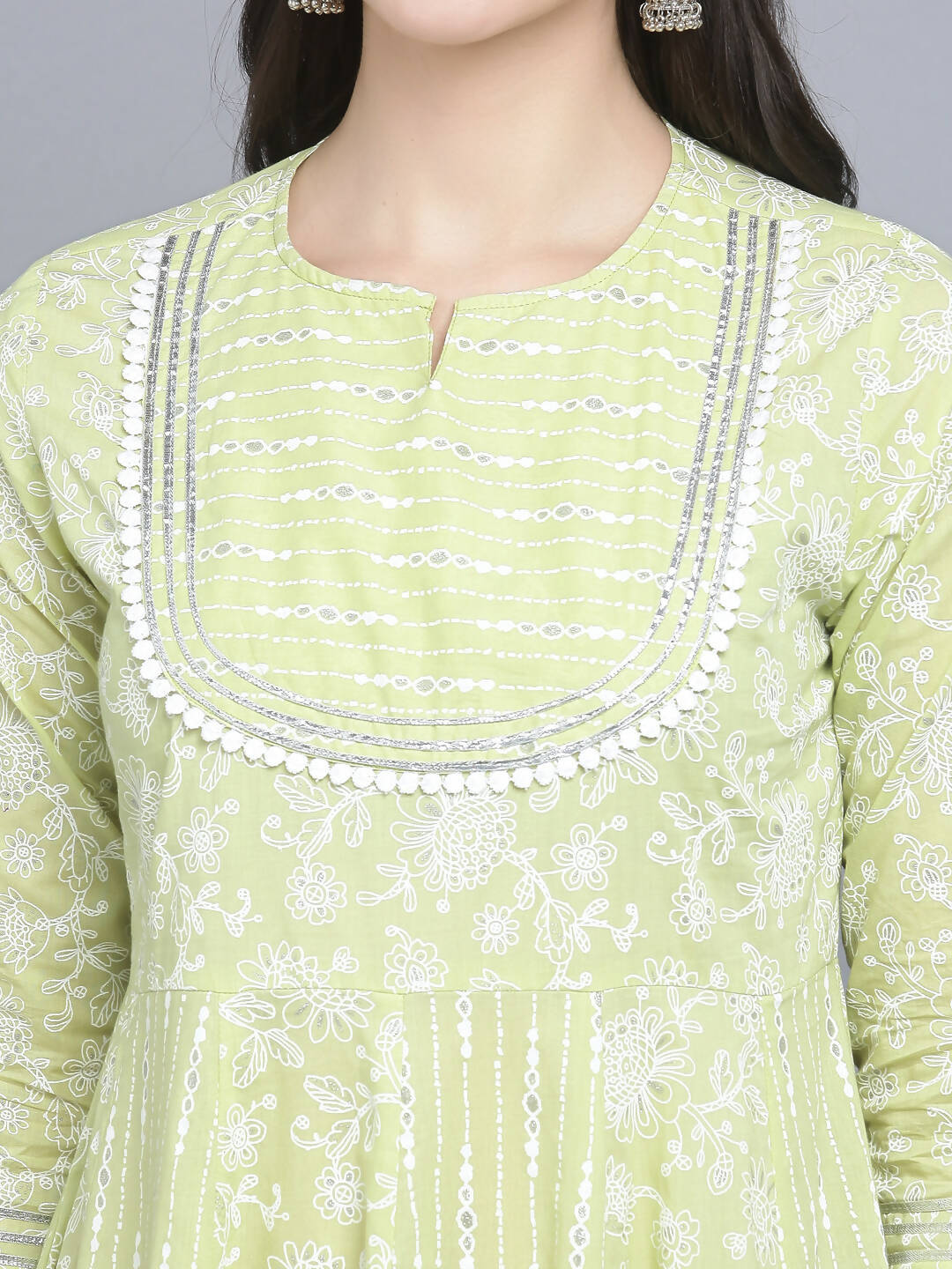 Myshka Women's Green Ethnic Motifs A-Line Midi Dress