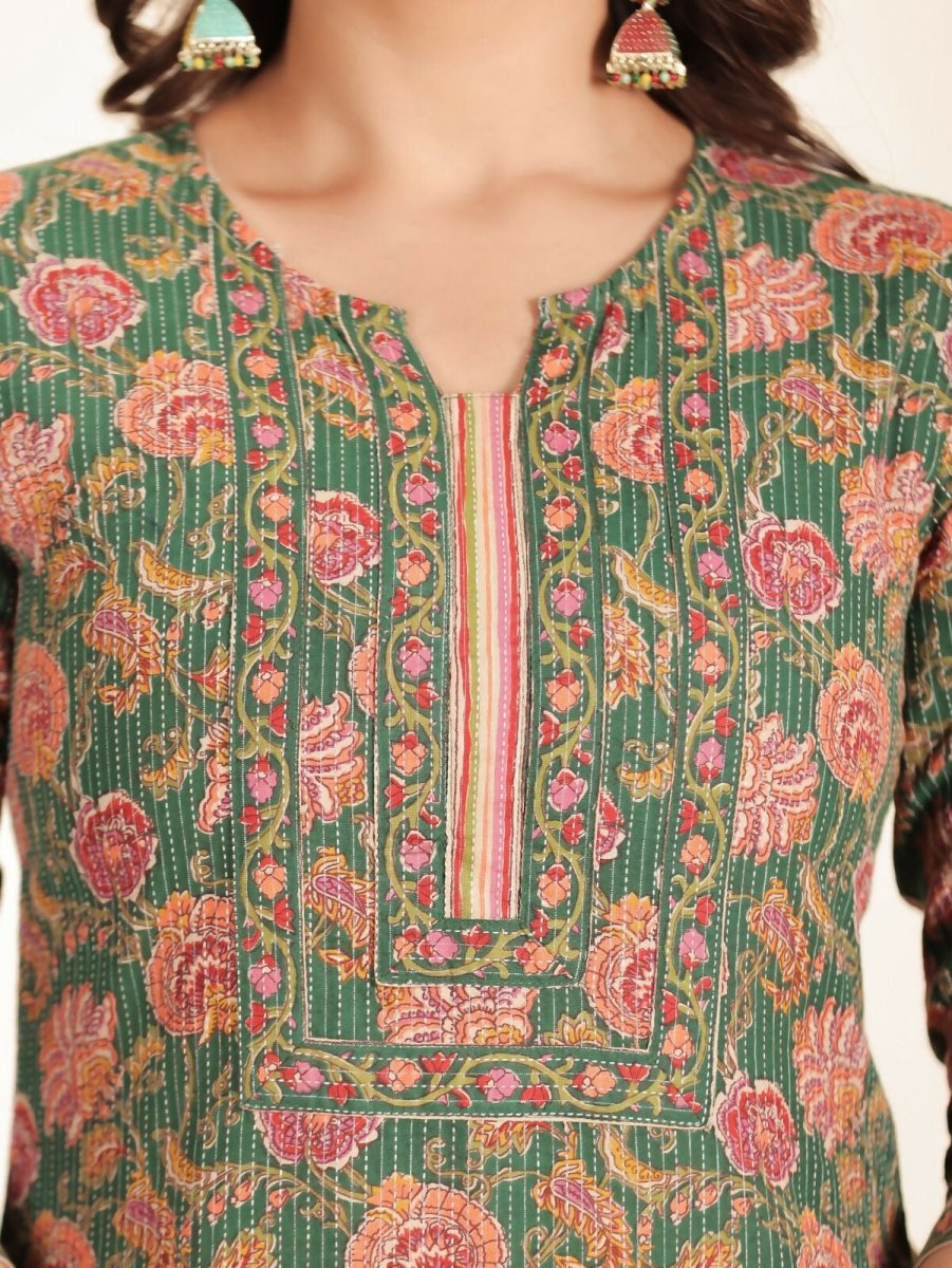 Aramya Green Kantha Cotton Floral Print Straight Kurta Set for Women