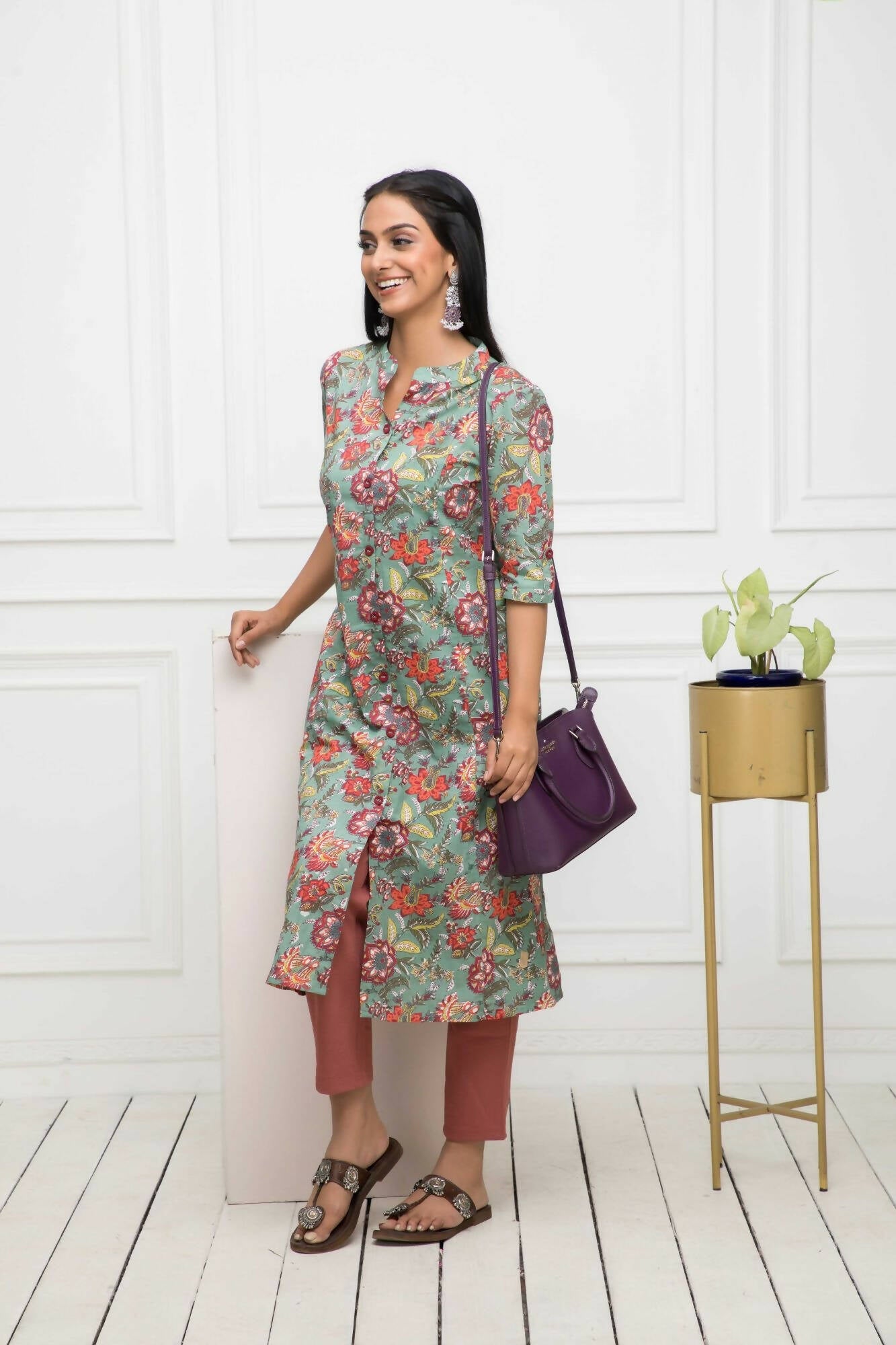 Myshka Women Multi Solid Cotton A-Line Round Neck Kurtas