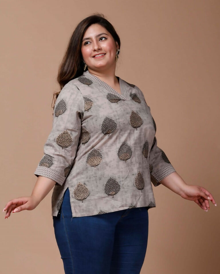 Miravan Women's Plus Size Floral Printed Beige Pure Cotton Kurti