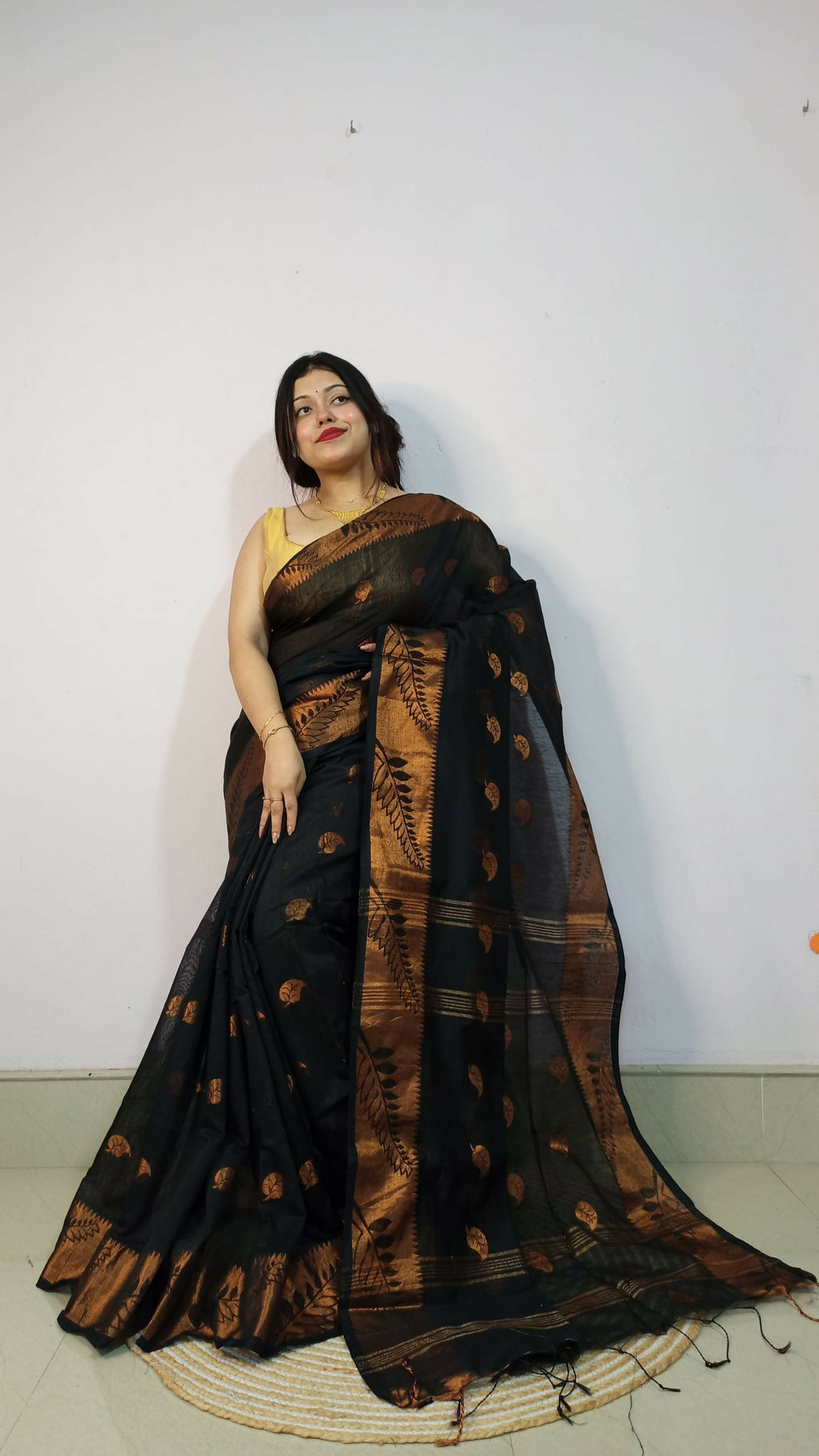 Exclusive Collection Beautiful Black Cotton Silk Woven Handloom Saree With Running Blouse Piece